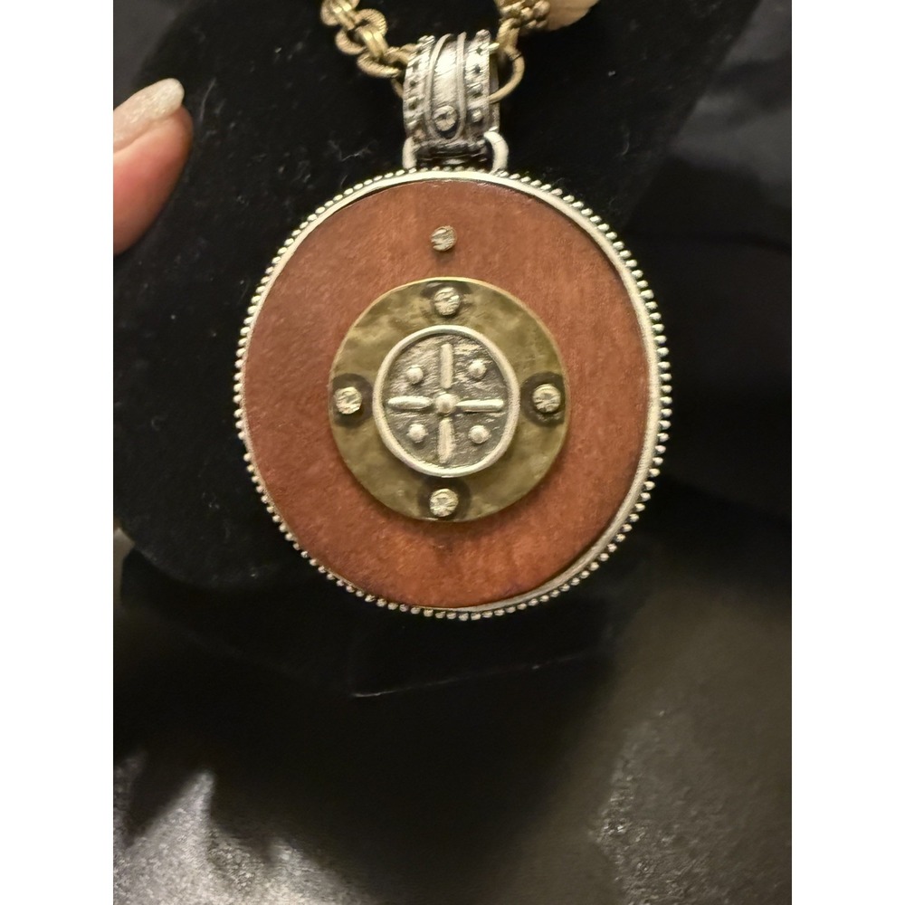 Chicos Short Necklace Gold Silver Wood Michelle Neu